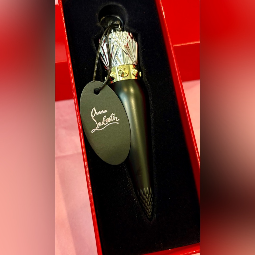 NIB CHRISTIAN LOUBOUTIN Rouge LOUBOUTIN Lipstick VELVET MATTE - Picture 6 of 13